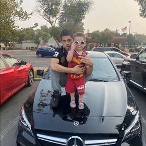 Meet your Posher, Thomas